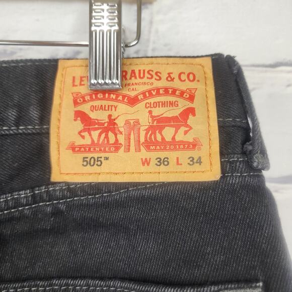 Levis 505 Jeans Mens 36x34 Straight leg Black classic Blokecore Bikercore - Picture 3 of 9